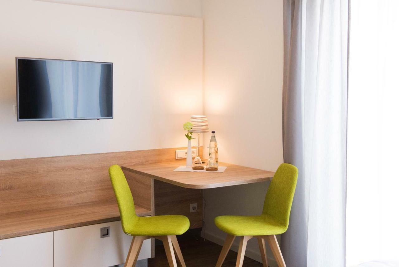 レンゲリッヒ Boardinghouse Am Teutoアパートホテル エクステリア 写真