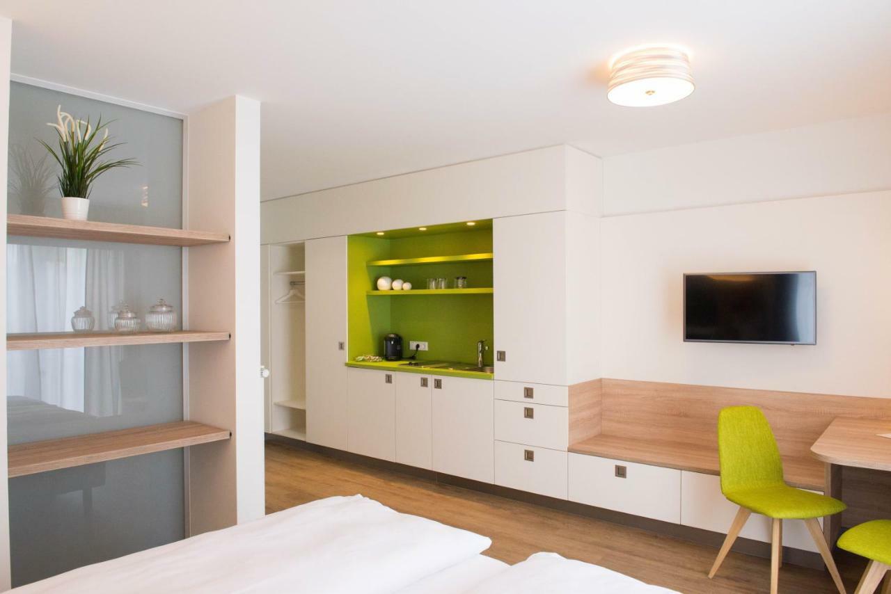 レンゲリッヒ Boardinghouse Am Teutoアパートホテル エクステリア 写真