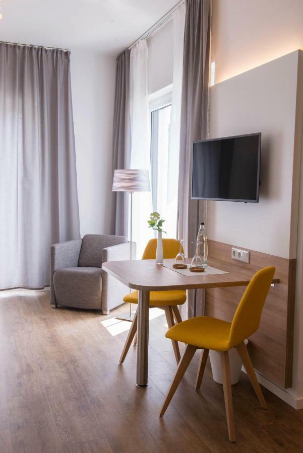 レンゲリッヒ Boardinghouse Am Teutoアパートホテル エクステリア 写真